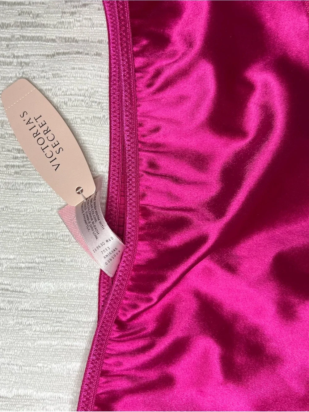 2010 NWT Victorias Secret Panties Size Medium 2 pairs